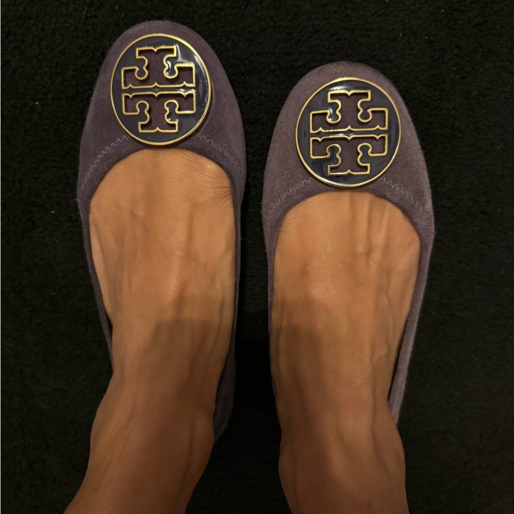 Tory Burch Purple Flats with Logo Accent - Picture 6 of 9